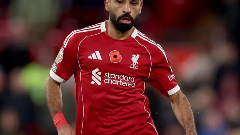 محمد صلاح يقترب من رقمين قياسيين أمام آيندهوفن في دوري أبطال أوروبا