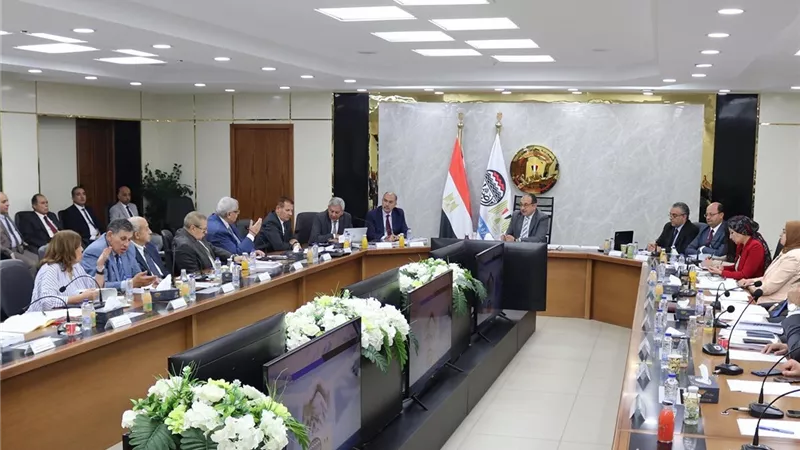 القابضة للأدوية تحقق طفرة تاريخية بإيرادات 11.6 مليار وأرباح  2.1 مليار جنيه