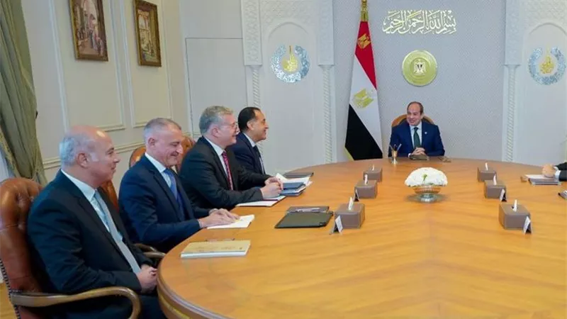 الرئيس السيسى يبحث مع الرئيس التنفيذى لـ«إيني الإيطالية» ضخ استثمارات إضافية بالسوق المصرية