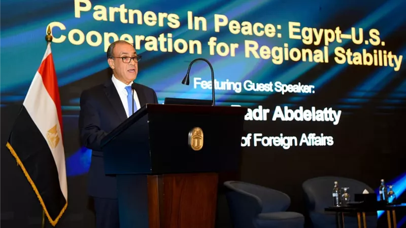 وزير الخارجية يستعرض أمام غرفة التجارة الأمريكية رؤية مصر للاستثمار وتطورات الأوضاع الإقليمية