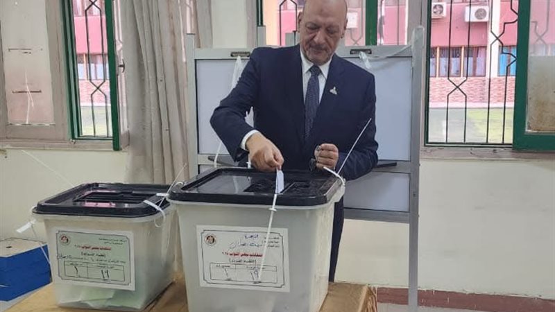 النائب حسين أبو العطا