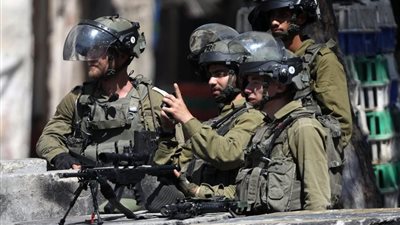 الاحتـــ.ــــلال يهــ.ــــدد اتفاق غزة بملف الأسرى.. ويرفض الانتقال للمرحلة الثانية