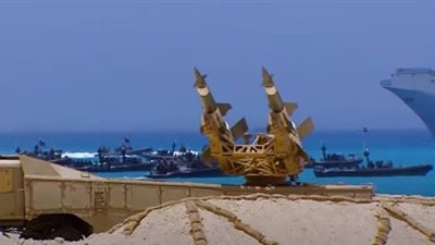 «سماء مصر حصن لا يخترق».. وزير الدفاع يشهد الرماية الصاروخية لقوات الدفاع الجوي