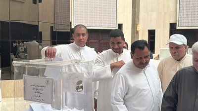 استمرار توافد المصريين بالرياض للإدلاء بأصواتهم على الدوائر الملغاه