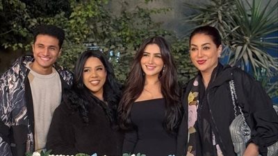 الفنانة مي عمر تحتفل ببدأ تصوير مسلسل الست موناليزا.. من المخرج ؟