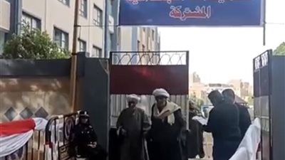 إقبال ملحوظ من المواطنين على اللجان الانتخابية للمشاركة في انتخابات النواب بقنا 
