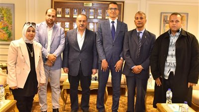 تطوير قاعات الأنشطة الإعلامية بمجمعات الوادي الجديد وأسيوط