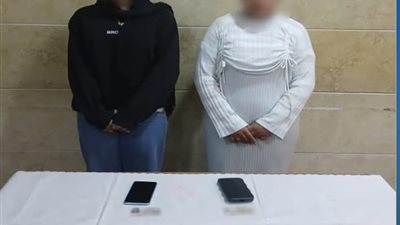 ضبط سيدتين لتوزيع كروت دعائية انتخابية لصالح أحد المرشحين بالبحيرة