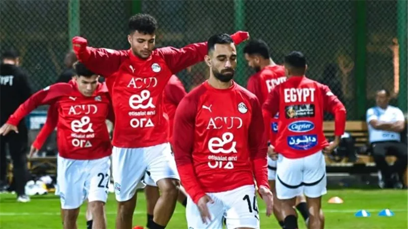انضمام رباعي الأهلي إلى معسكر منتخب مصر استعدادًا لكأس العرب في الدوحة