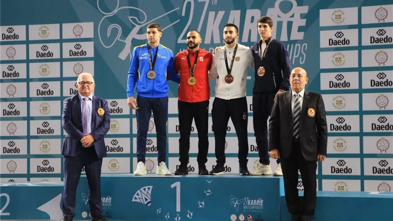 بعد غياب 37 عامًا.. وزير الرياضة يهنئ فراعنة الكاراتيه لتصدرهم بطولة العالم بالقاهرة