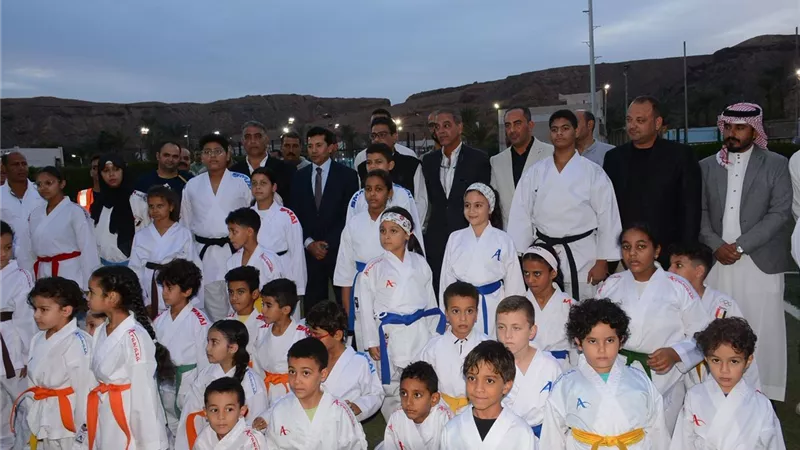 وزير الرياضة يتفقد نادي شرم الشيخ الرياضي ويفتتح ملاعب بادل تنس