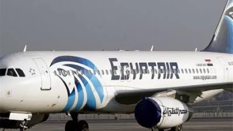 رئيس مجلس إدارة مصر للطيران يوجه الشكر للعاملين بصيانة طائرات A320