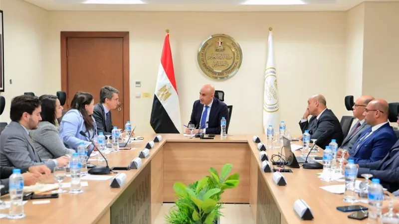 وزير التعليم: خفض الكثافات الطلابية لـ31 طالبًا في الفصل الواحد بحلول 2027