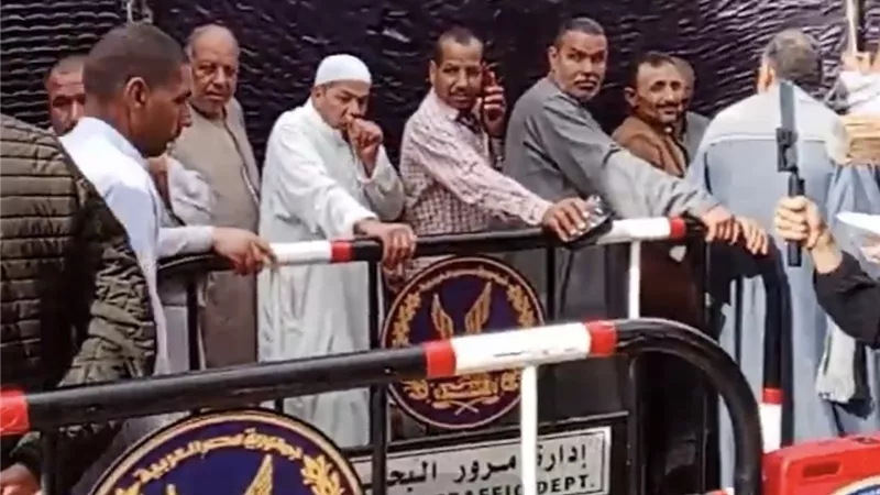 إقبال كثيف من المواطنين على اللجان الانتخابية بالبحيرة 