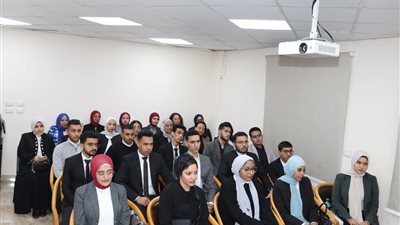 رئيس جامعة أسيوط: إعداد شباب قادر على فهم المواقف المعقدة بالذكاء الاصطناعي