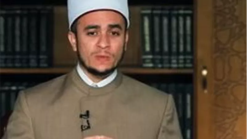 أمين الفتوى يوضح.. حكم الرجوع في اليمين وما كفارته؟