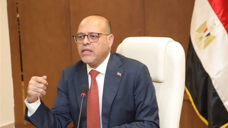 وزير العمل 