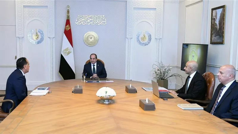 السيسي: تشديد العقوبه علي من يثبت تورطه بالغش في امتحانات الثانوية العامة