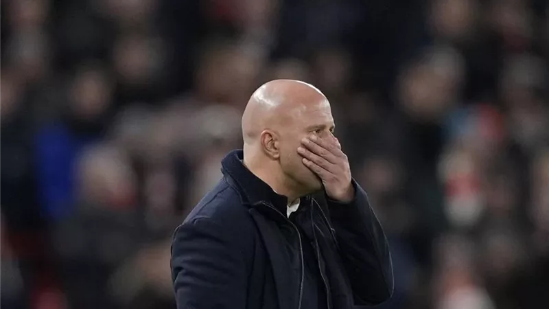 ليفربول يحدد مدربًا مؤقتًا لخلافة سلوت.. ومرشح دائم مفاجئ