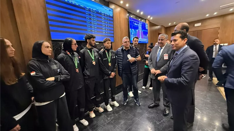 وزير الرياضة يستقبل أبطال التايكوندو بعد الإنجاز التاريخي في بطولة العالم بكينيا
