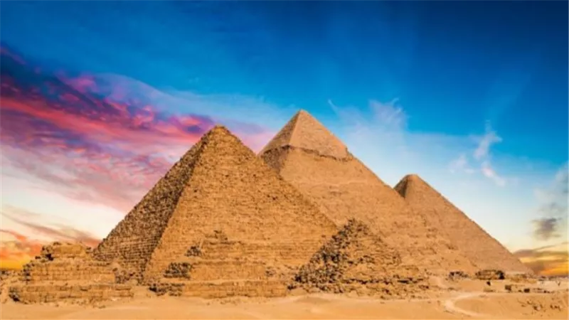 رؤية جديدة للأهرامات.. مشروع يربط الماضي العريق بمستقبل أكثر اتساعًا