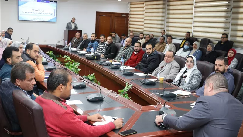 غرفة الطباعة تناقش مع الخبراء أحدث المواصفات القياسية للصناعة