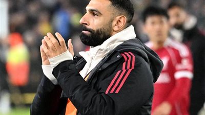 «سلوت» يكشف موقفه من استمرار محمد صلاح مع فريق ليفربول