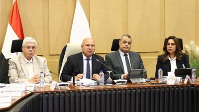 نائب رئيس مجلس الوزراء يترأس الاجتماع السادس والثلاثين للمجموعة الوزارية للتنمية الصناعية