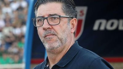 شوبير يفجر مفاجأة: اتفاق جديد لاتحاد الكرة مع روي فيتوريا