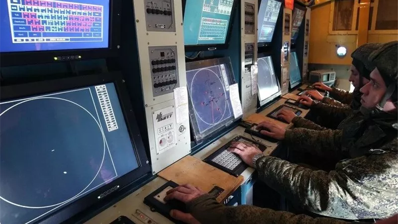 ليلة تحت التهديد.. الدفاعات الروسية تتصدى لهجوم مسيرات أوكرانية بإسقاط 31 طائرة