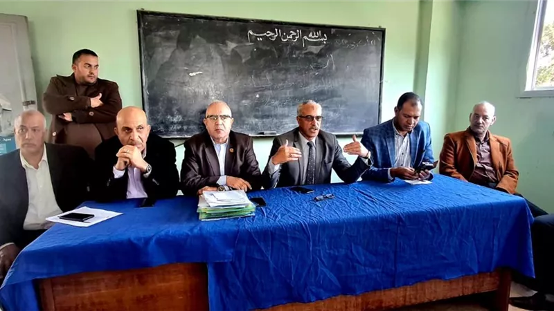 اجتماع وكيل وزارة الزراعة بالإسماعيلية  بإدارة القصاصين لبحث موقف سندات الملكية والحيازات
