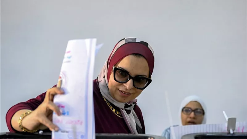 إقبال ملحوظ في الساعات الأولى من جولة الإعادة بانتخابات النواب بدائرة البدرشين