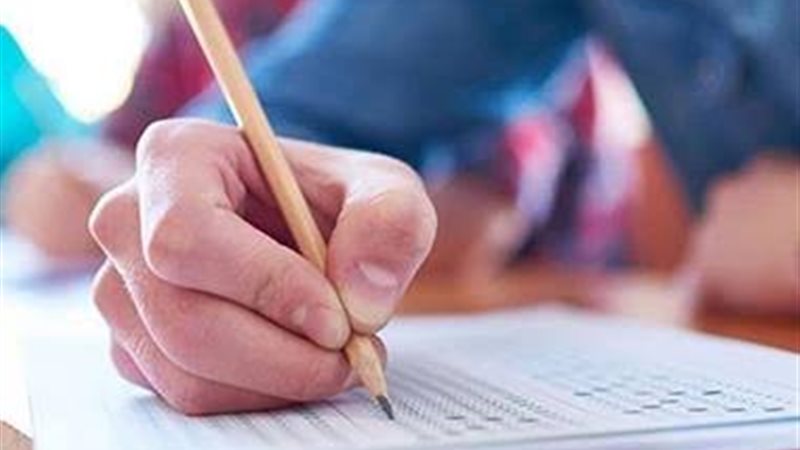 امتحانات نصف العام