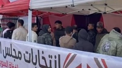 توافد المواطنين على اللجان الانتخابية بالسويس للمشاركة في انتخابات الإعادة لمجلس النواب 