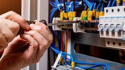 خلال 24 ساعة..تحرير 3 آلاف قضية سرقة كهرباء