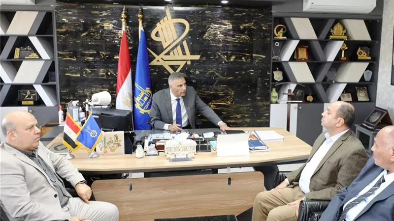 محافظ أسوان: تقديم الدعم الكامل لتهيئة البيئة المناسبة لإنجاح منظومة العمل بالمنطقة الصناعية