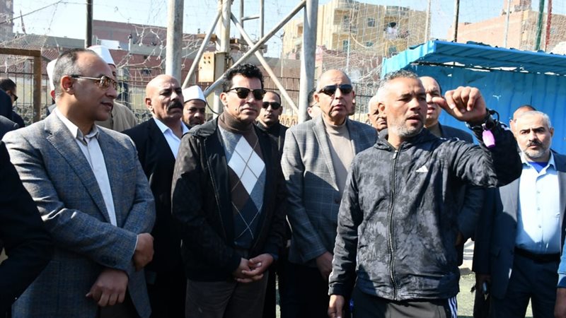 وزير الشباب والرياضة