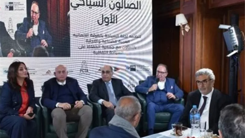 عبدالعال: ضرورة فتح باب استيراد السيارات السياحية المستعملة