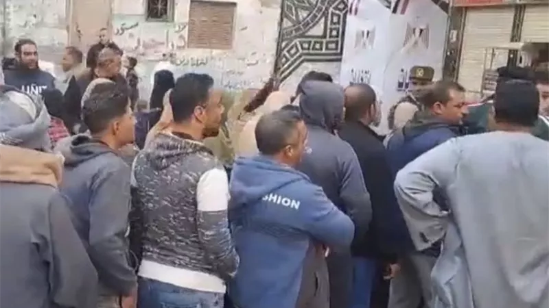 إقبال كثيف من الناخبين في جولة الإعادة في انتخابات مجلس النواب بكفر الشيخ