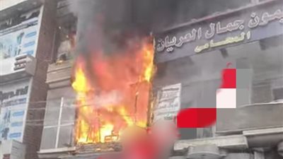 حريق ضخم داخل عمارة سكنيةبطهطا.. تفاصيل 