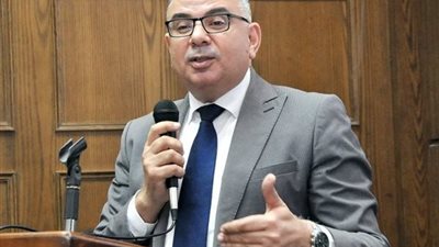 تجارة عين شمس تطلق أول وثيقة لربط الكليات بقطاع الاعمال