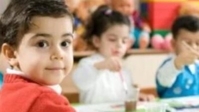 قانون الطفل يحظر الإضافات الضارة في أغذية الرضع ويشدد الرقابة على الأسواق