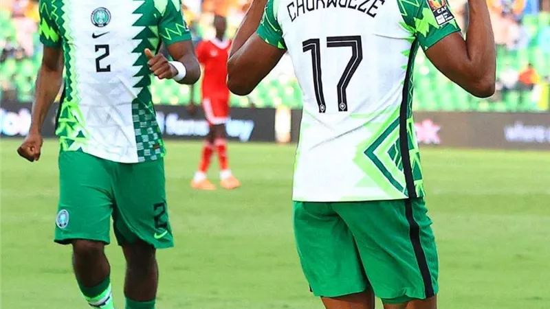 امم أفريقيا.. فيكتور اوسيمين يقود هجوم منتخب نيجيريا أمام تنزانيا 
