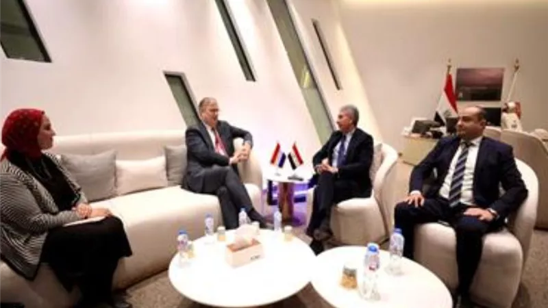 وزير السياحة يستقبل السفير الهولندي لبحث التعاون الثقافي بين البلدين 