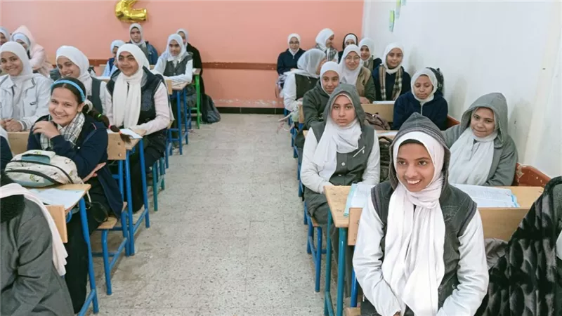 مواصفات امتحانات العلوم المتكاملة للصف الأول الثانوي.. تفاصيل الأسئلة والمعايير