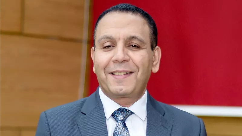 منها تجنب التشتت الرقمي. أستاذ بجامعة عين شمس يوجه نصائح لطلاب الثانوية العامة 
