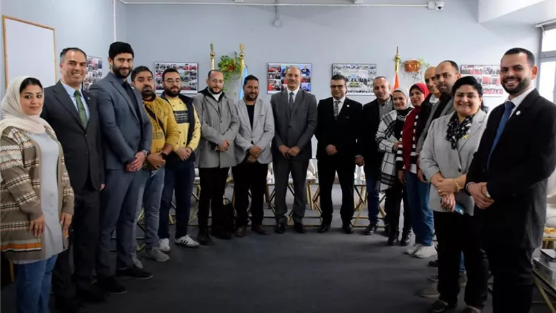 الصحفيون يرافقون وكيل التعليم في جولة مدرسة فتح الله الدولية
