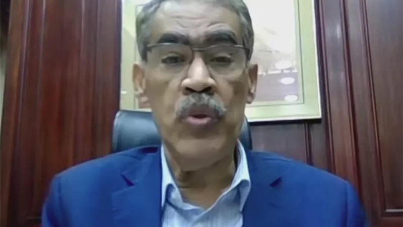 ضياء رشوان: نتنياهو يريد أن يتجنب بكل السبل الانتقال إلى المرحلة الثانية من اتفاق غزة