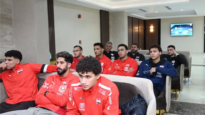 وزير الرياضة يحفّز منتخب مصر لليد قبل المشاركة في بطولة إسبانيا الدولية