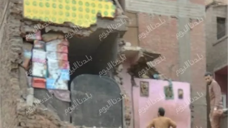 انهيار منزلين بمركز صدفا في أسيوط وإصابة 4 أشخاص والبحث عن آخرين